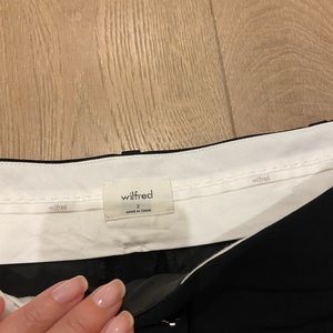 Aritzia Wilfred black pleated trousers